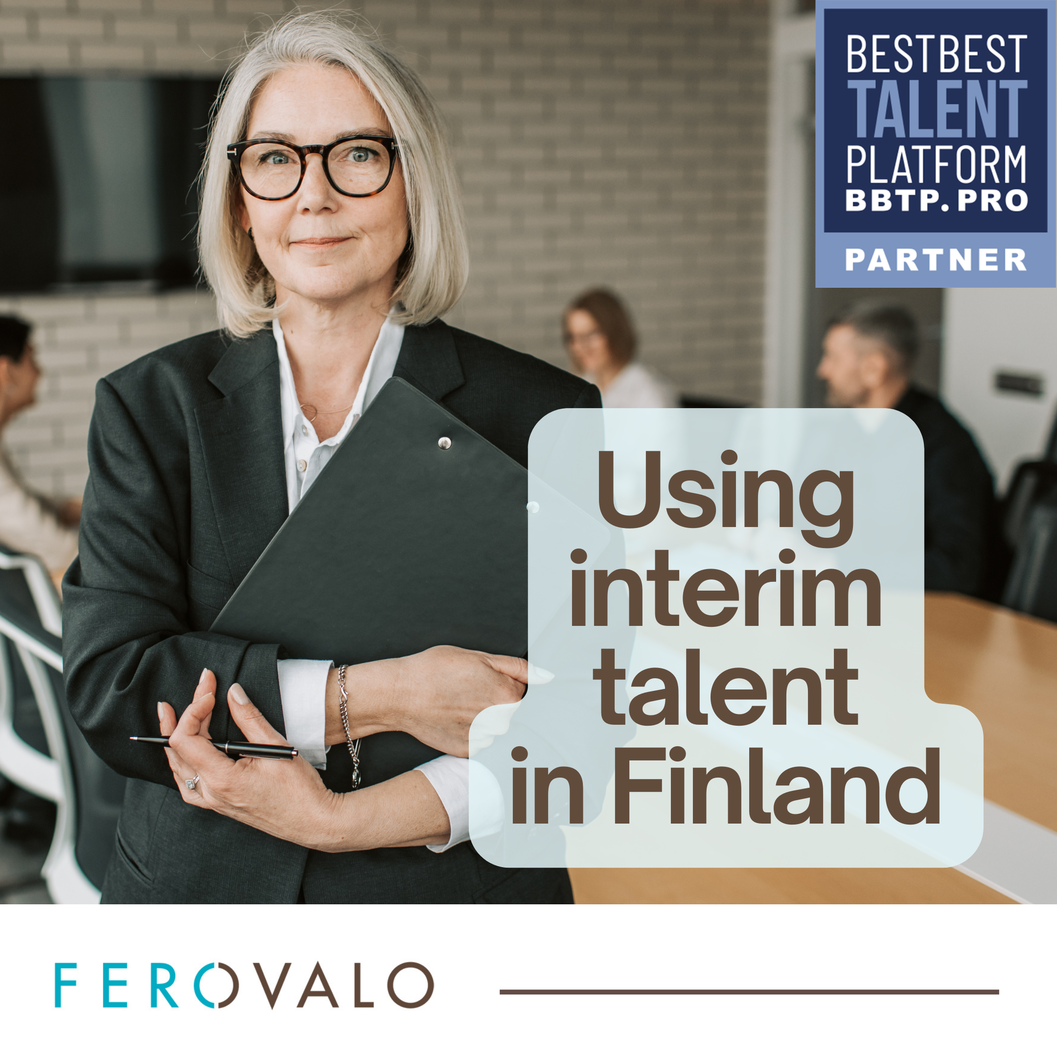 Interim manager in a meeting room — Company using interim talent in Finland 
